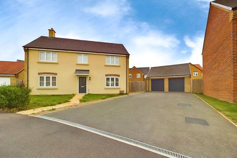 4 bedroom detached house for sale, Atherton Gardens, Pinchbeck, PE11