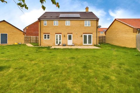 4 bedroom detached house for sale, Atherton Gardens, Pinchbeck, PE11