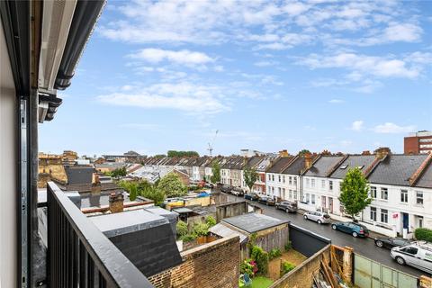 1 bedroom apartment for sale, Garratt Lane, SW17