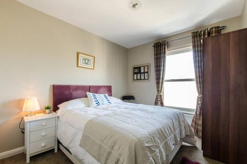 3 bedroom flat for sale, Lilford Road, Brixton, London, SE5