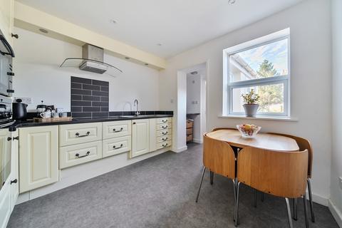 3 bedroom terraced house for sale, Cheriton High Street, Folkestone