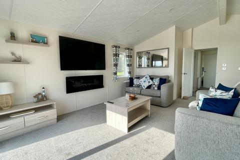 2 bedroom lodge for sale, Polperro Holiday Park