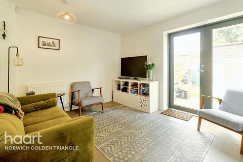 2 bedroom end of terrace house for sale, Goldsmith Street, Norwich