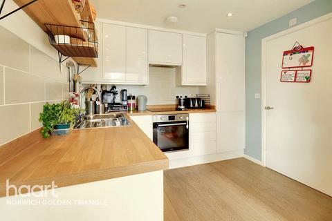 2 bedroom end of terrace house for sale, Goldsmith Street, Norwich