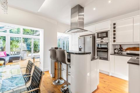 7 Raleigh Road, Richmond, TW9 2DU
