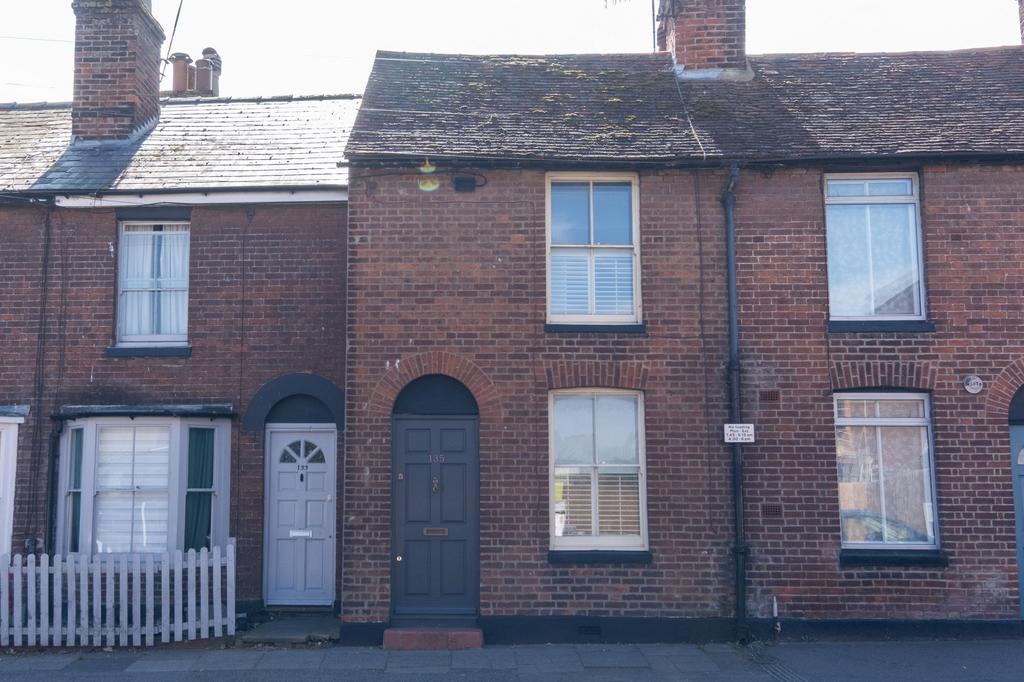 Wincheap, Canterbury, CT1 2 bed terraced house for sale £280,000