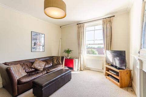 1 bedroom flat for sale, Roman Way, Barnsbury, London, N7