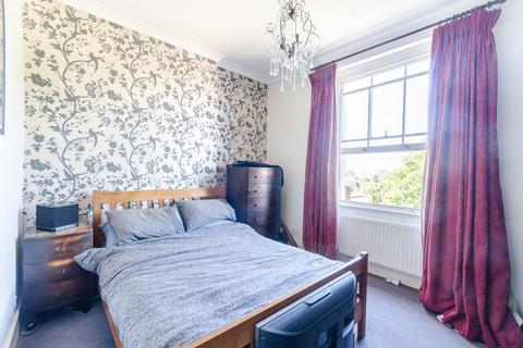 1 bedroom flat for sale, Roman Way, Barnsbury, London, N7