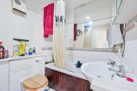 2 bedroom flat for sale, Laburnum Street, Hoxton, London, E2