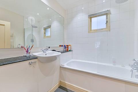 2 bedroom flat to rent, Astwood Mews, South Kensington, London, SW7