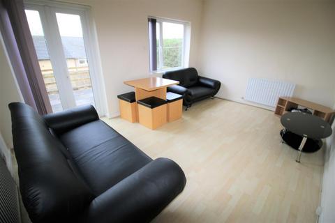 4 bedroom house share to rent, Slaidburn Drive, Lancaster