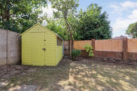 2 bedroom maisonette for sale, Spencers Road, Horsham