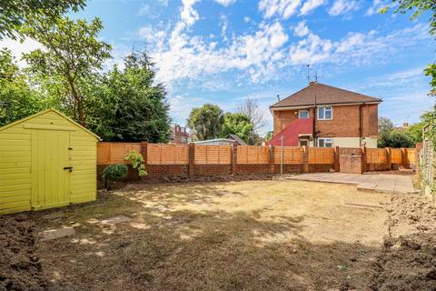 2 bedroom maisonette for sale, Spencers Road, Horsham