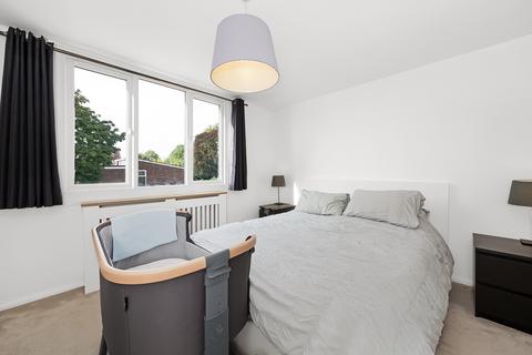 29 Breckonmead, Bromley, BR1 3BW