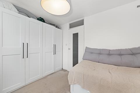 29 Breckonmead, Bromley, BR1 3BW
