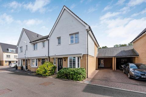 3 bedroom end of terrace house for sale, Isles Quarry Road, Sevenoaks TN15