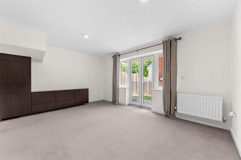 3 bedroom end of terrace house for sale, Isles Quarry Road, Sevenoaks TN15