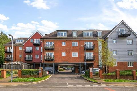 1 bedroom flat for sale, Crowthorne Road, Bracknell, Berkshire, RG12 7DZ