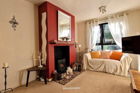 1 bedroom maisonette for sale, Somercoates Close, New Barnet EN4