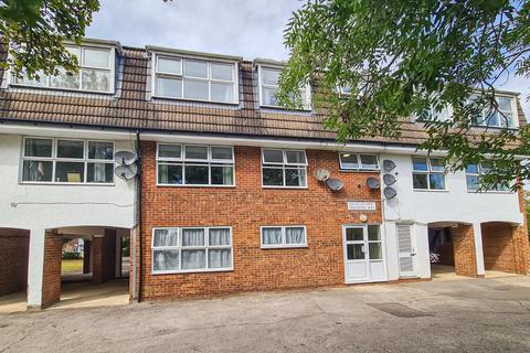 3 bedroom apartment for sale, Grasmere Way, Linslade, Leighton Buzzard