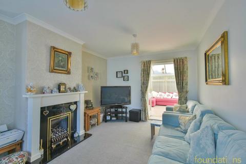 3 bedroom semi-detached house for sale, Mill View Road, Bexhill-on-Sea, TN39