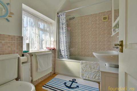 11 Mill View Road, Bexhill-on-sea, TN39 5HD