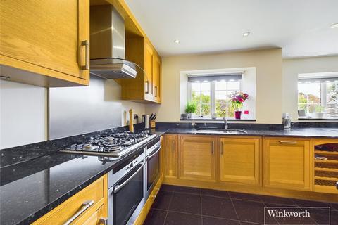 16 Dauntless Road, Burghfield Common, Reading, RG7 3NZ