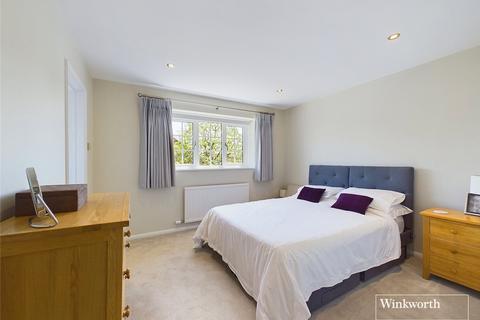 16 Dauntless Road, Burghfield Common, Reading, RG7 3NZ