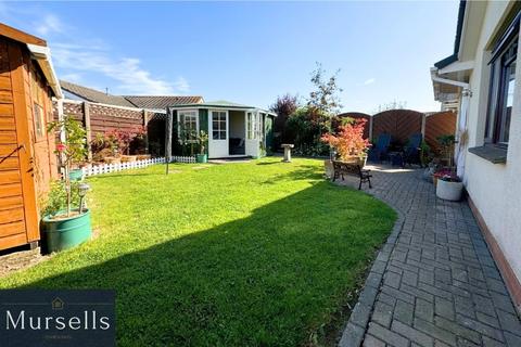 4 bedroom bungalow for sale, Spy Close, Poole BH16