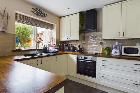 3 bedroom link detached house for sale, Swallowfall Avenue, Stourbridge