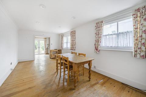 2 bedroom flat for sale, Trinder Road, Crouch Hill