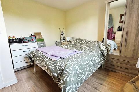 9 Gladwin Way, Harlow, CM20 1AS