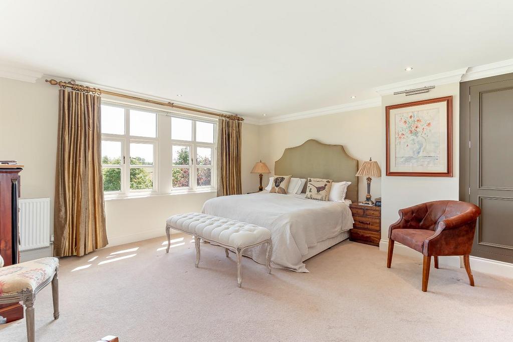 Master Bedroom - A.jpg