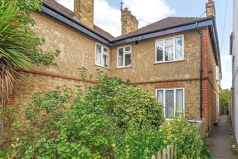 26 Sydney Road, Teddington, TW11 8PQ