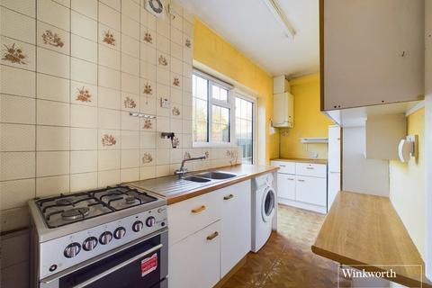 3 bedroom terraced house for sale, Roe Lane, London NW9