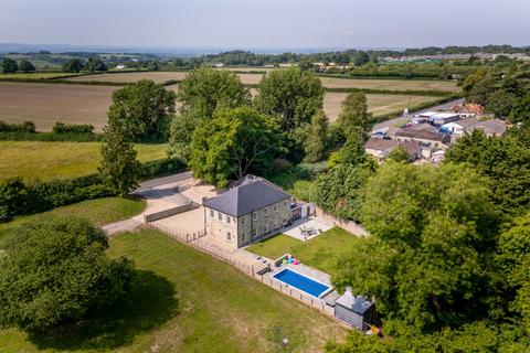 4 bedroom detached house for sale, Salisbury Road, Shaftesbury, Dorset, SP7