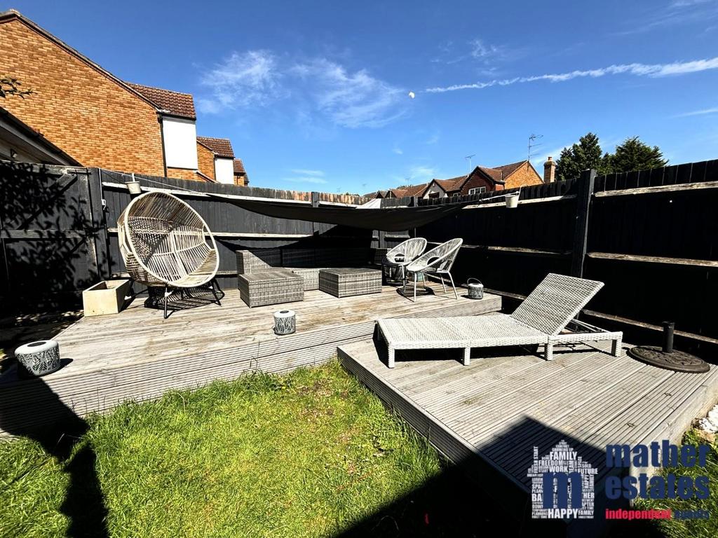 Decking.jpg