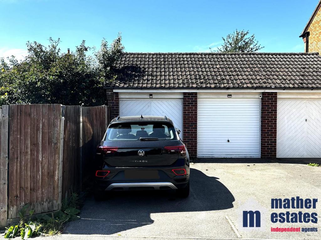 Garage and parking.jpg