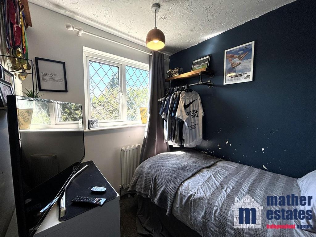 Bedroom 3.jpg
