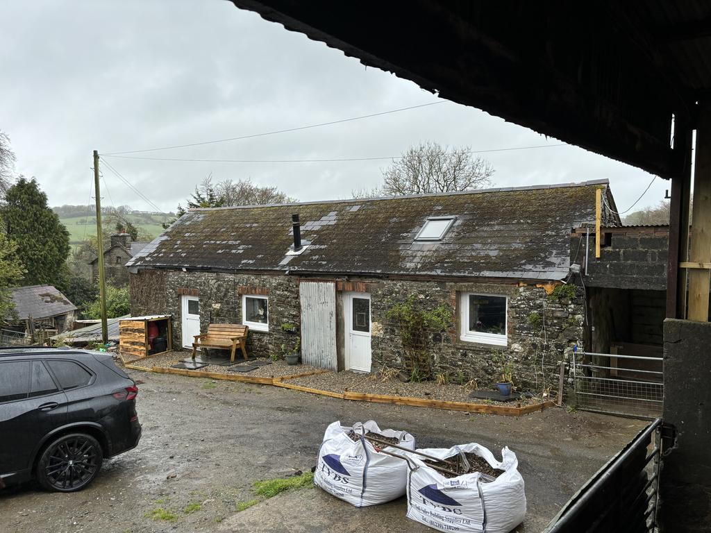 The old cow shed (farm worker&#39;s cottage)