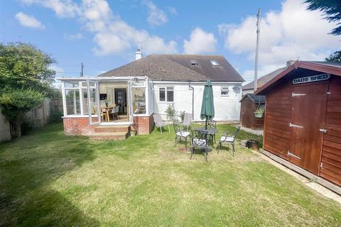 3 bedroom chalet for sale, Orchard Road, St. Mary's Bay, Romney Marsh, Kent