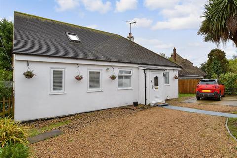 3 bedroom chalet for sale, Orchard Road, St. Mary's Bay, Romney Marsh, Kent