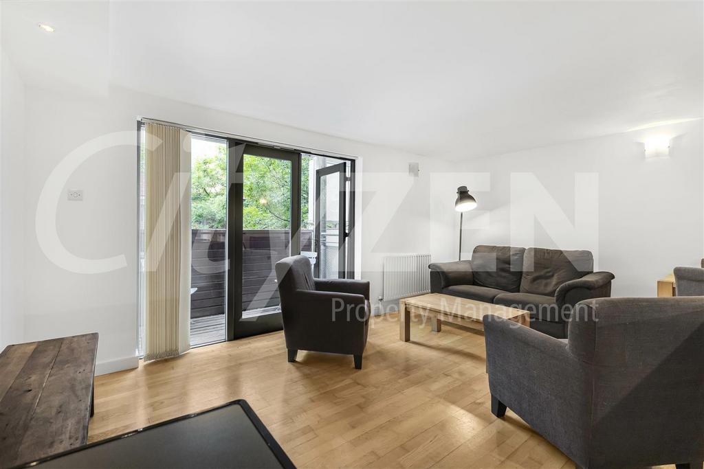 The Chronos Building, Mile End Road... 2 bed flat - £2,383 pcm (£550 pw)