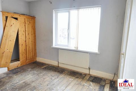 33 Third Avenue, Woodlands, Doncaster, DN6 7QE