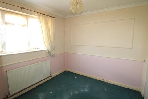 2 bedroom terraced house for sale, Portnoi Close, Romford RM1