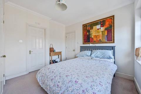 Flat 7, 28 Folgate Street, London, E1 6BX