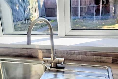 3 Stuart Road, Stoke-on-trent, ST1 3HR
