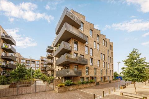 2 bedroom apartment for sale, Isambard Court, Paddlers Avenue, Brentford Lock West