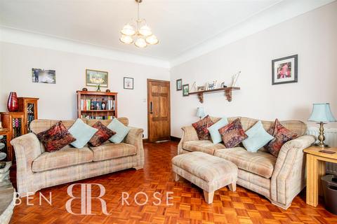 3 bedroom semi-detached house for sale, Dunkirk Lane, Leyland