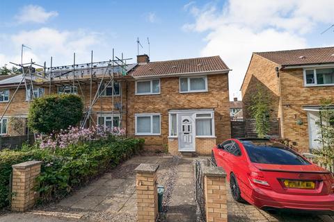 2 bedroom end of terrace house for sale, Gainsborough Road, Corby NN18